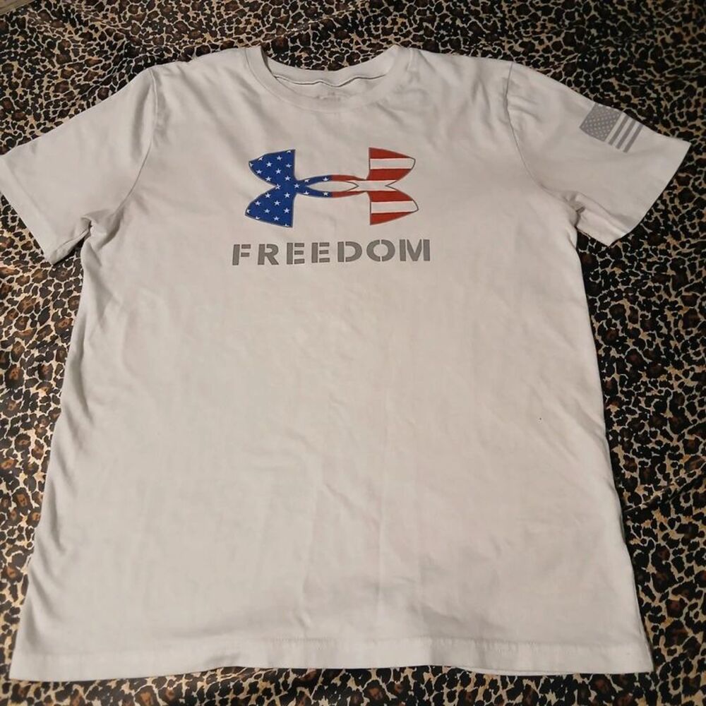 Under Armour Youth Large UA Freedom Logo T-Shirt